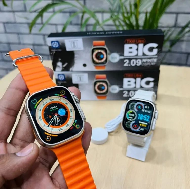 T900 Ultra Smart Watch Display Showing Fitness Tracking and Health Monitor Features